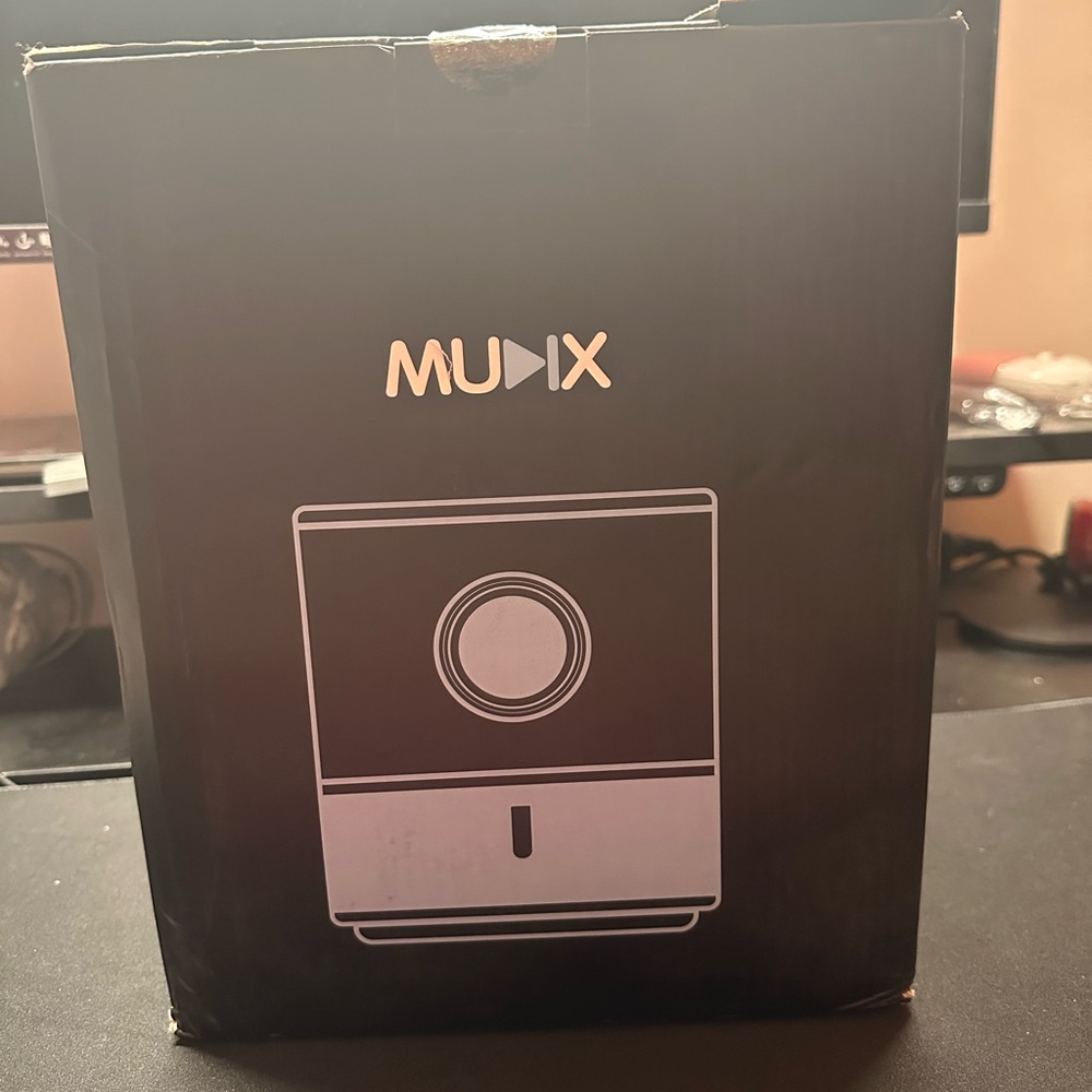 MUDIX Projector